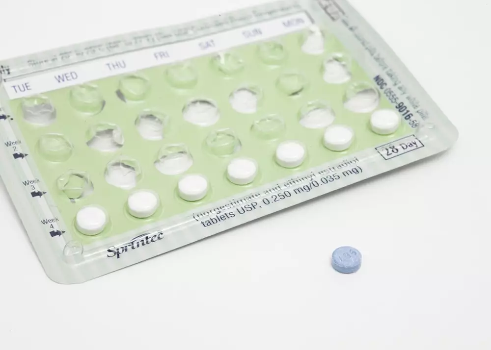 Contraception : pourquoi les femmes délaissent la pilule ? - IFOP