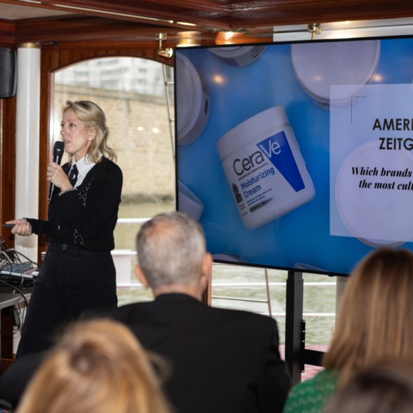 Stephanie sandler speaking on Masterclass US